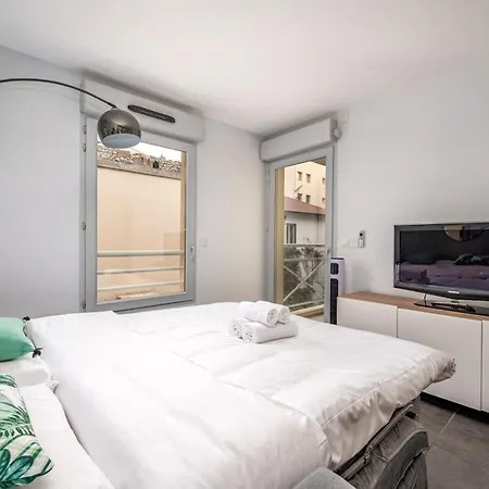 Pins D'or Furnished Flat * Antibes